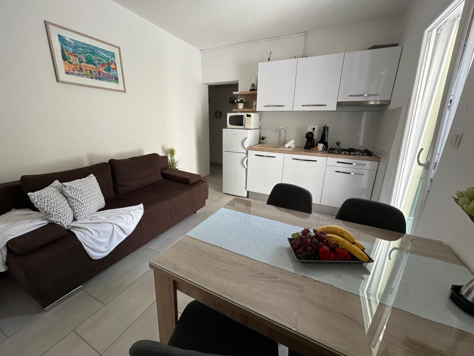 Apartment Center Nikolina