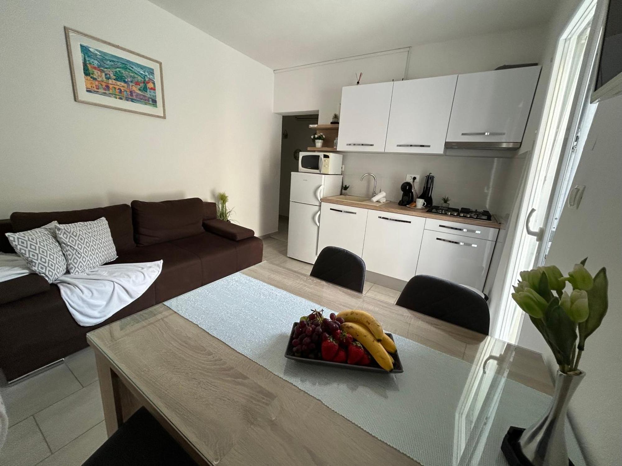 Apartment Center Nikolina *